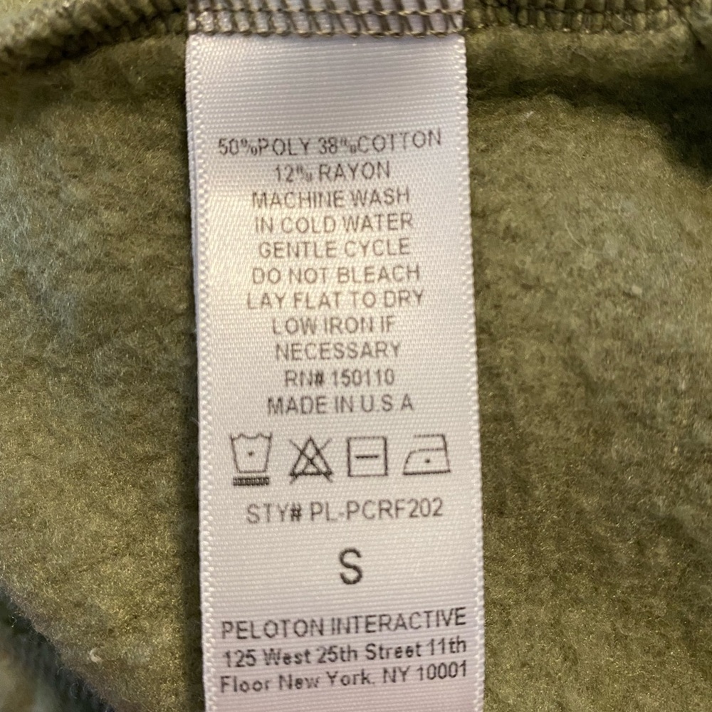 Peloton Sweatshirt Green Together We Go Far Womens Small Turtleneck Cowl Neck - Picture 9 of 9
